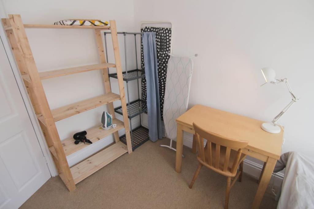 Secluded Central 2 Bed Flat Στράτφορντ απόν Έιβον Εξωτερικό φωτογραφία